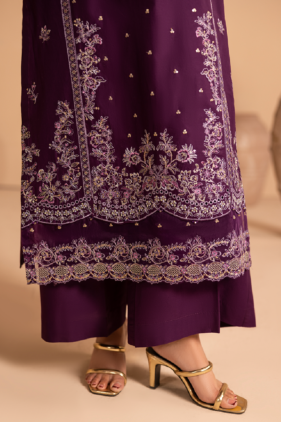 Plum Majesty|Article NoD175