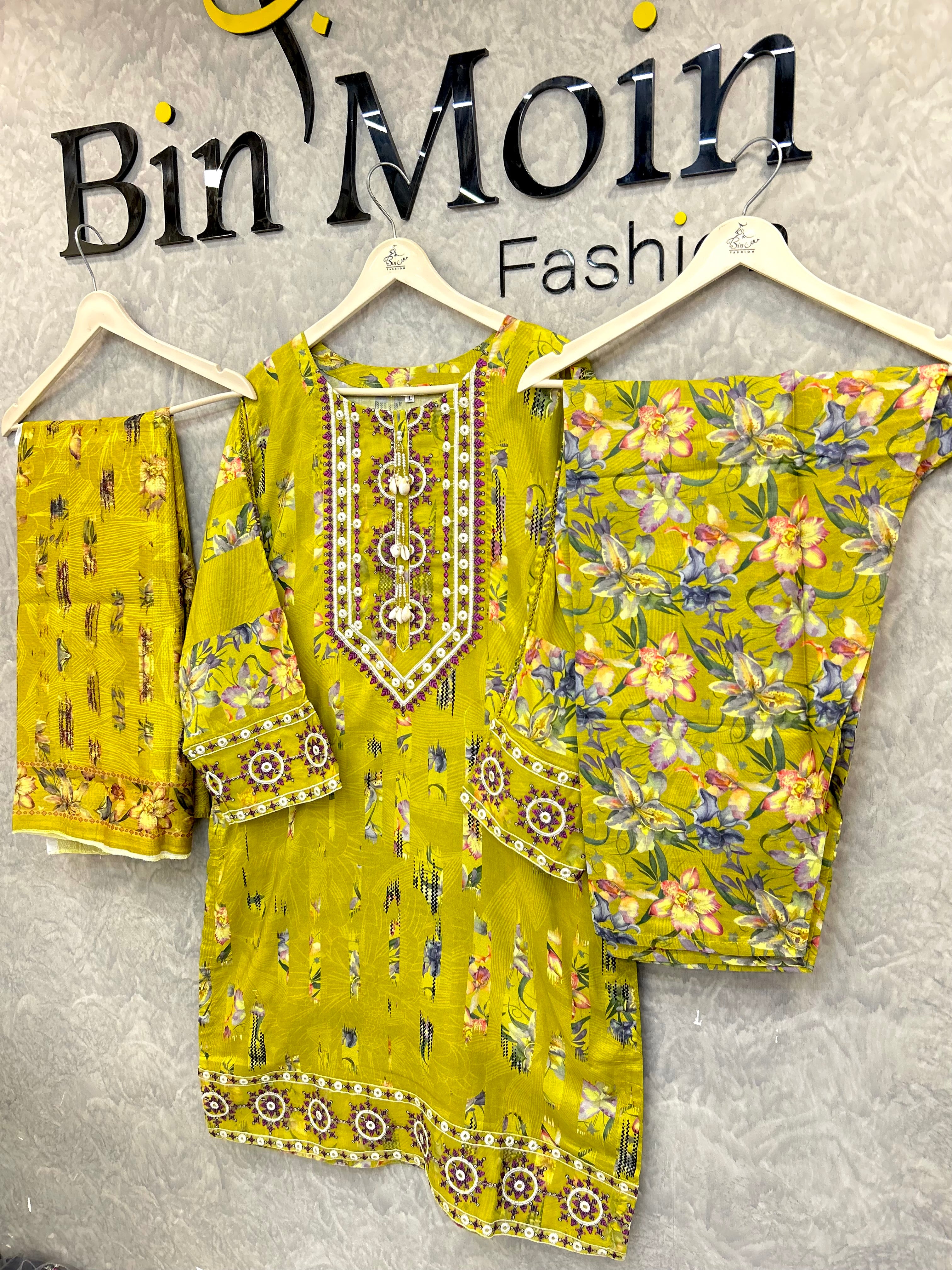 Golden petals|Article No- D0032