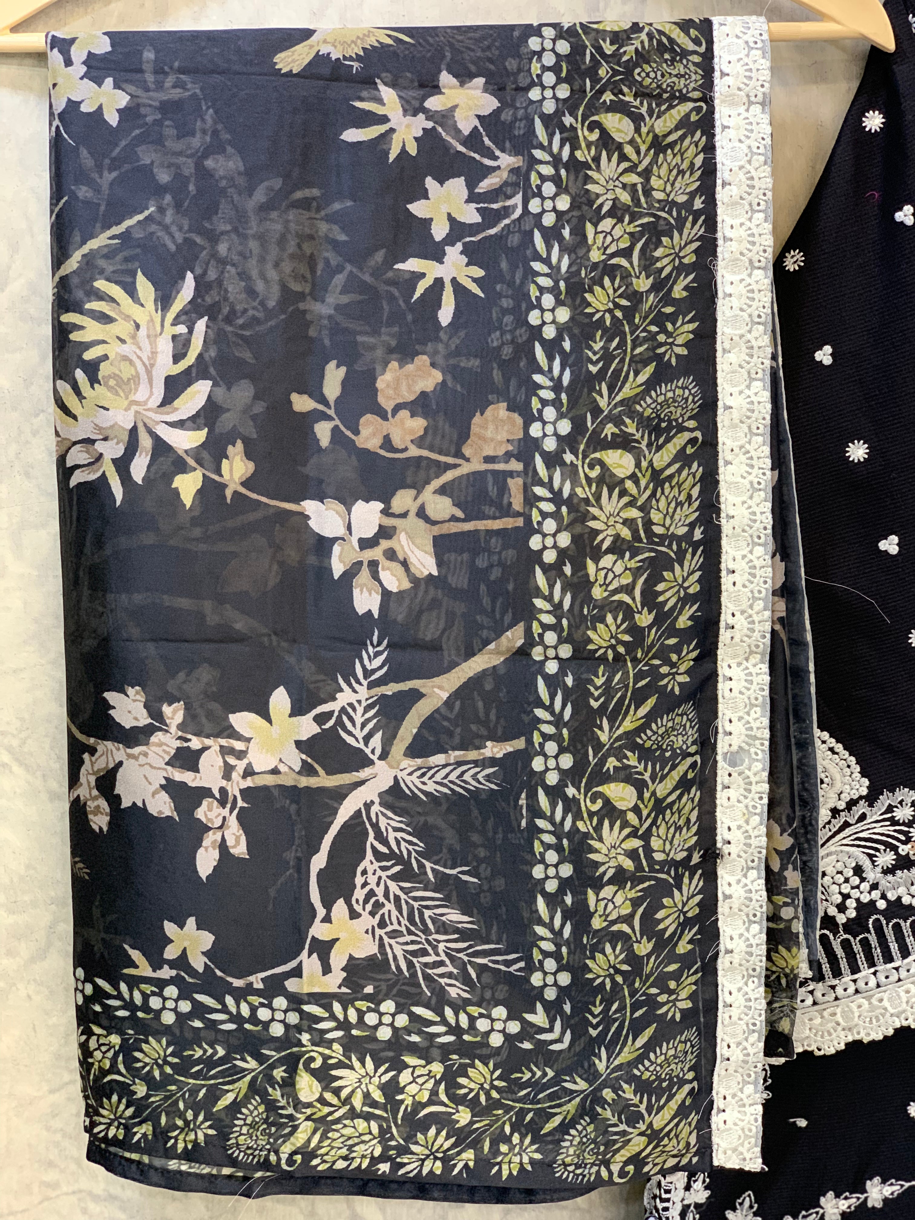 Zarqash Noir | Article No. D-0042