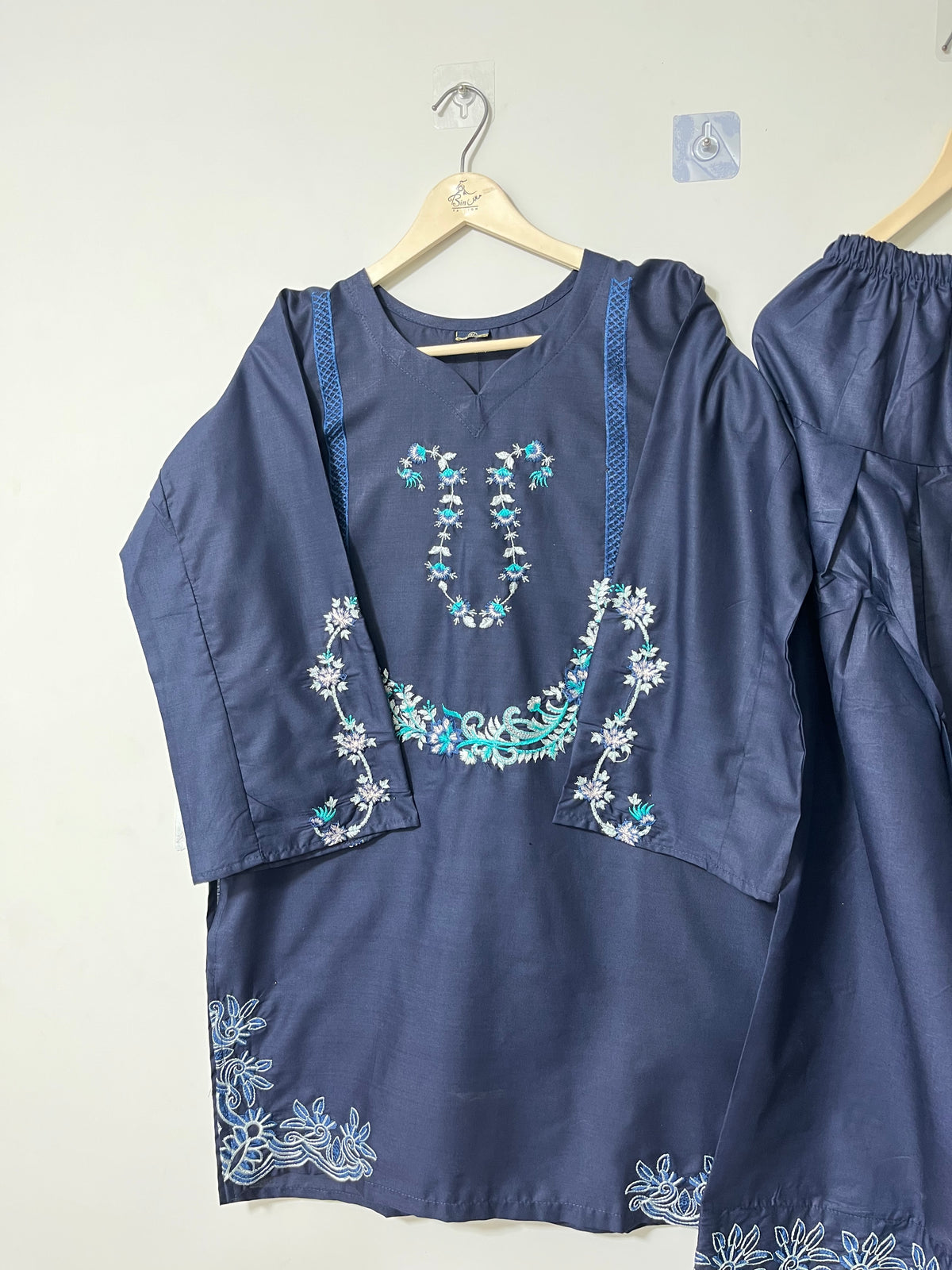 Blue Beauty |Article no D-333