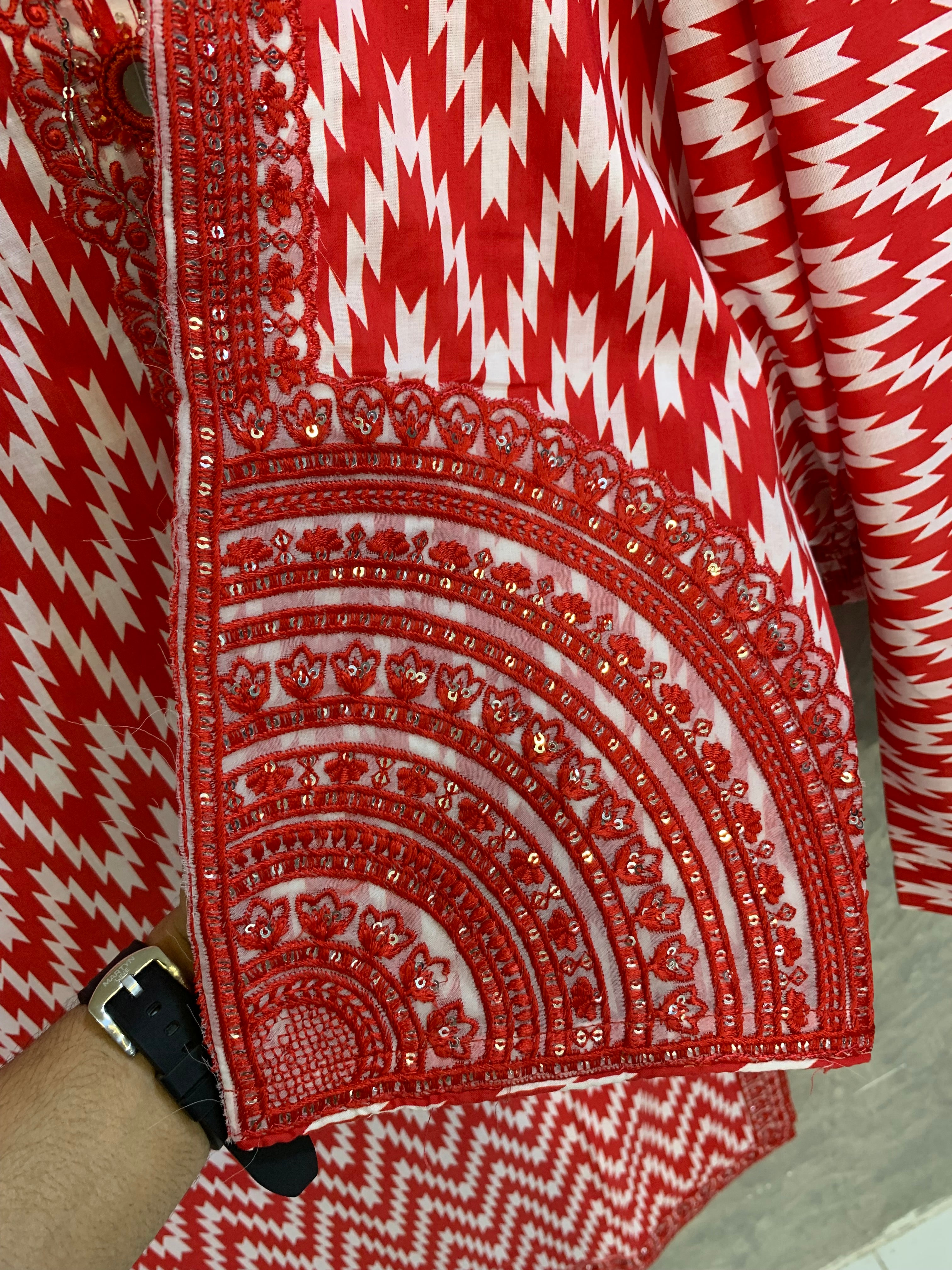 Zigzag Charm|Article No-D130