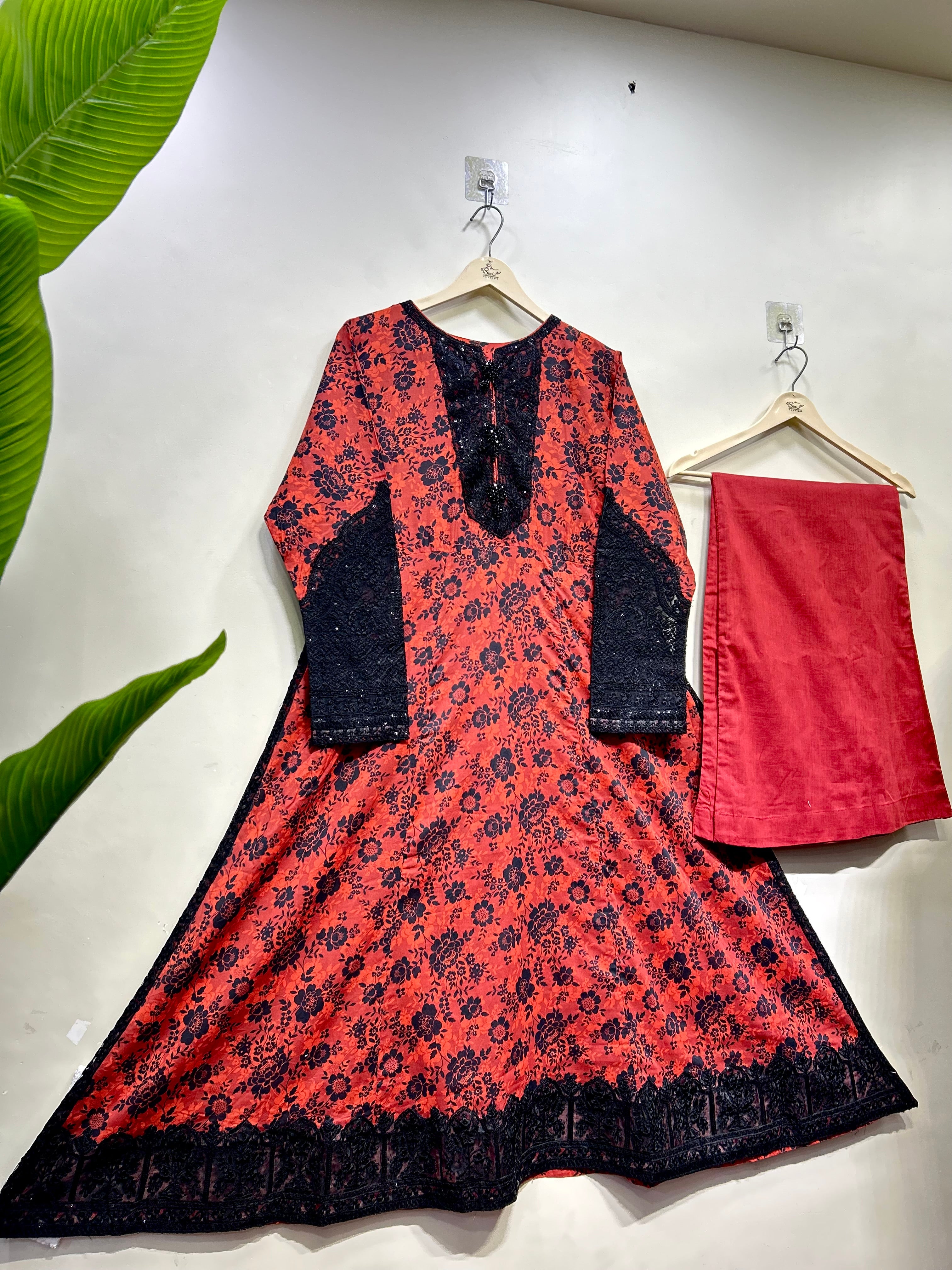 Crimson Night  |Article No D-006