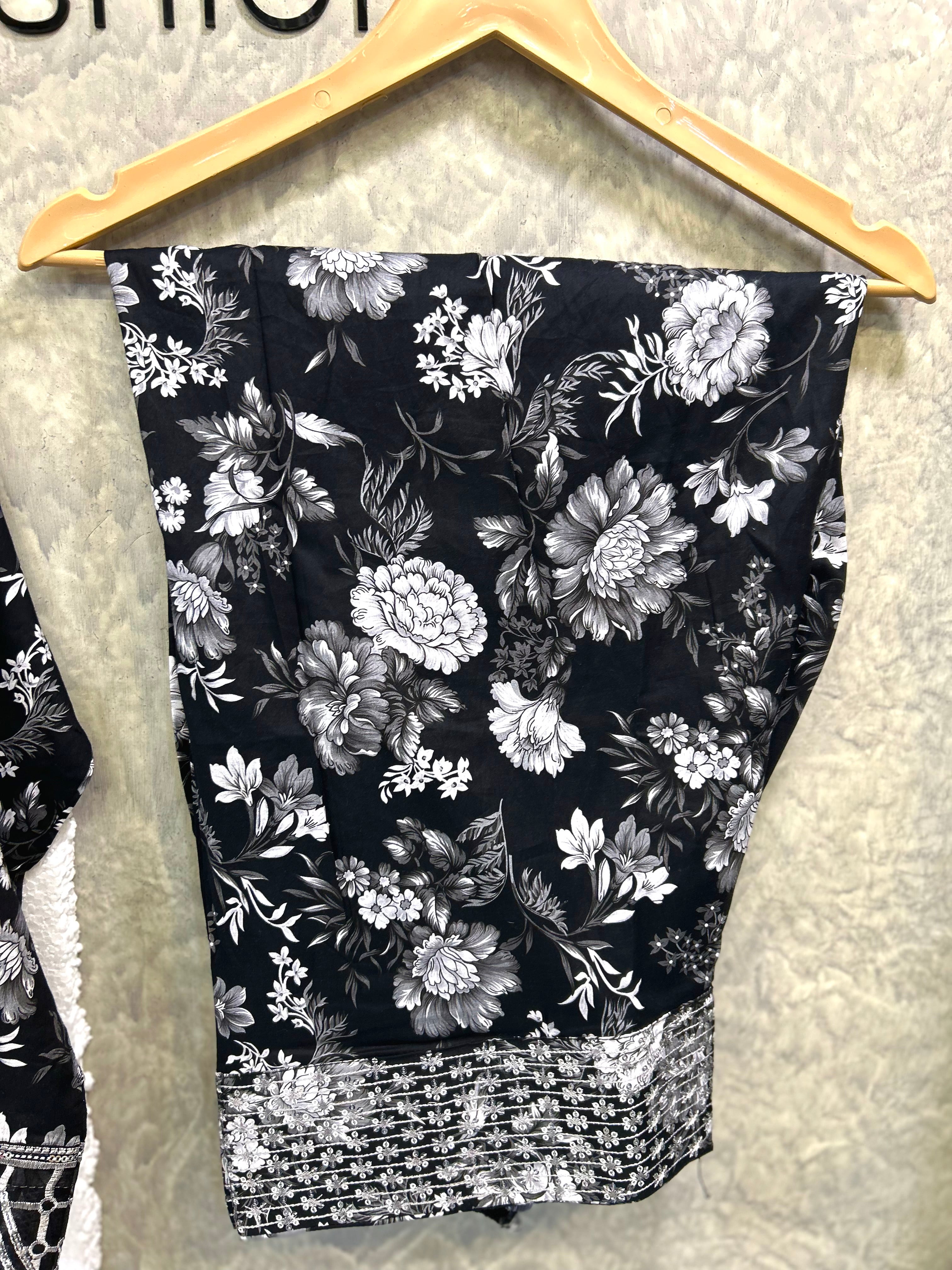 Royal Blue Bloom|Article No D-104