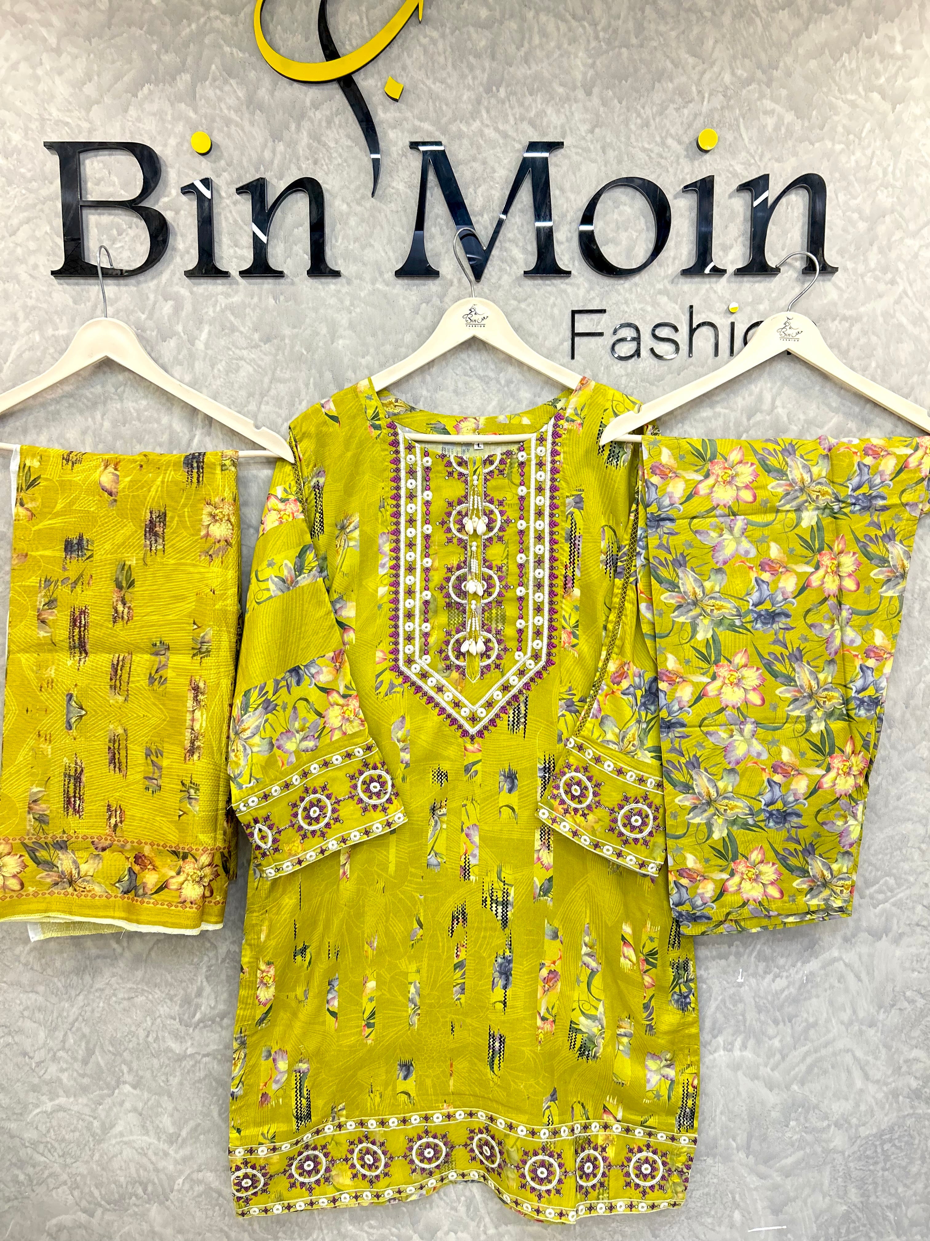 Golden petals|Article No- D0032