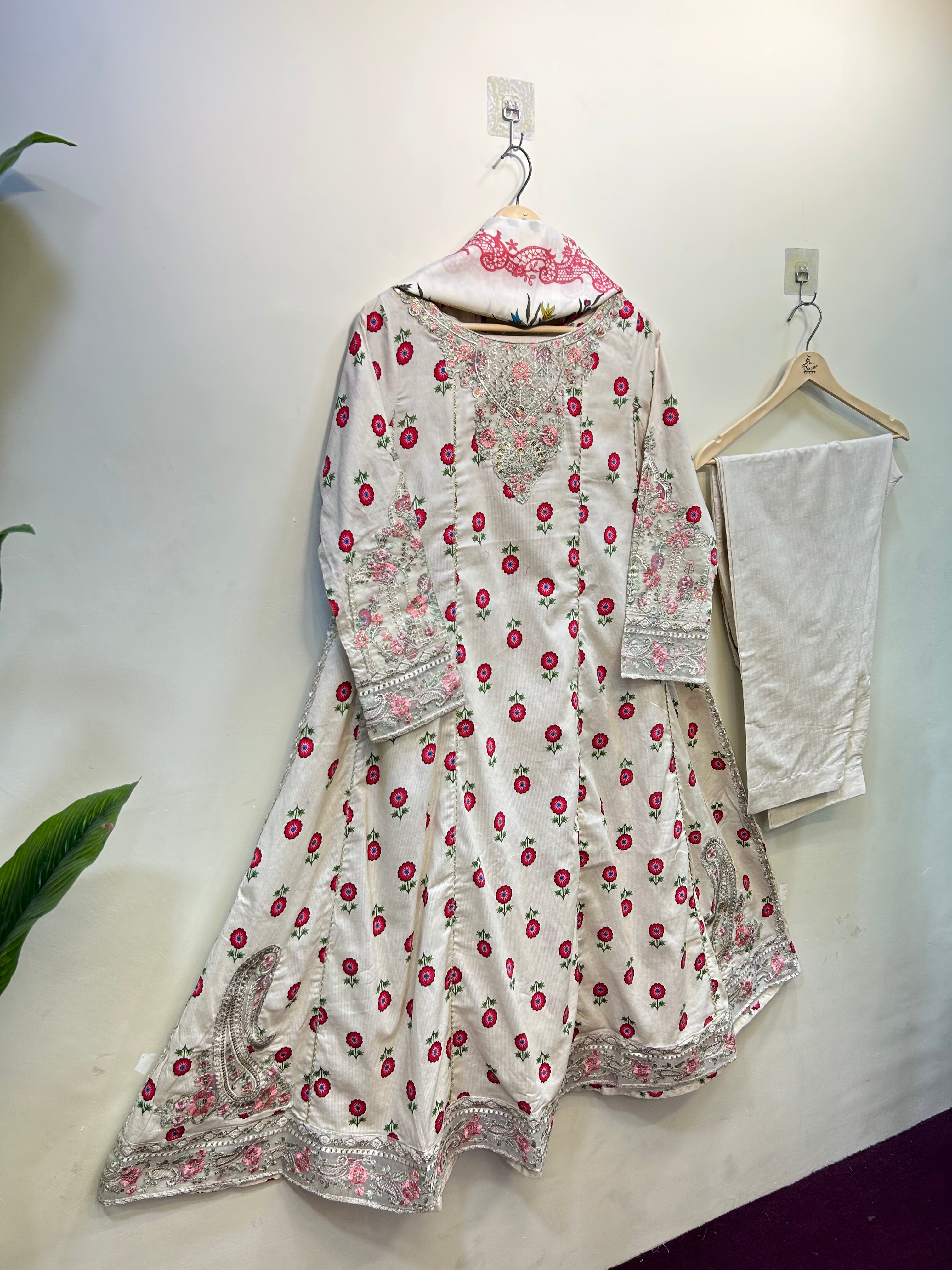 Onyx Midnight  | Article D-1005