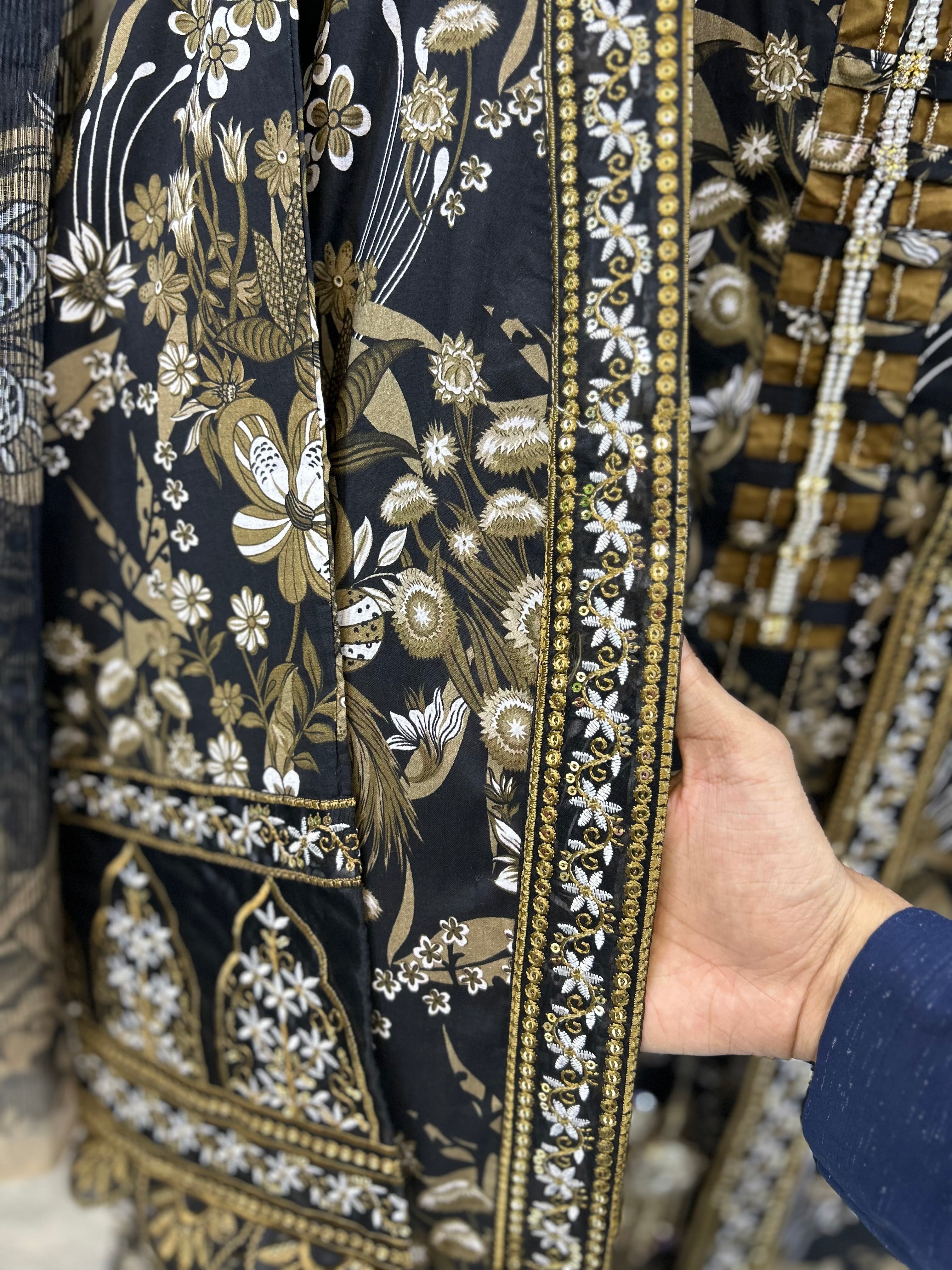 Dahlia Hand-Embellished | Article No D-0040