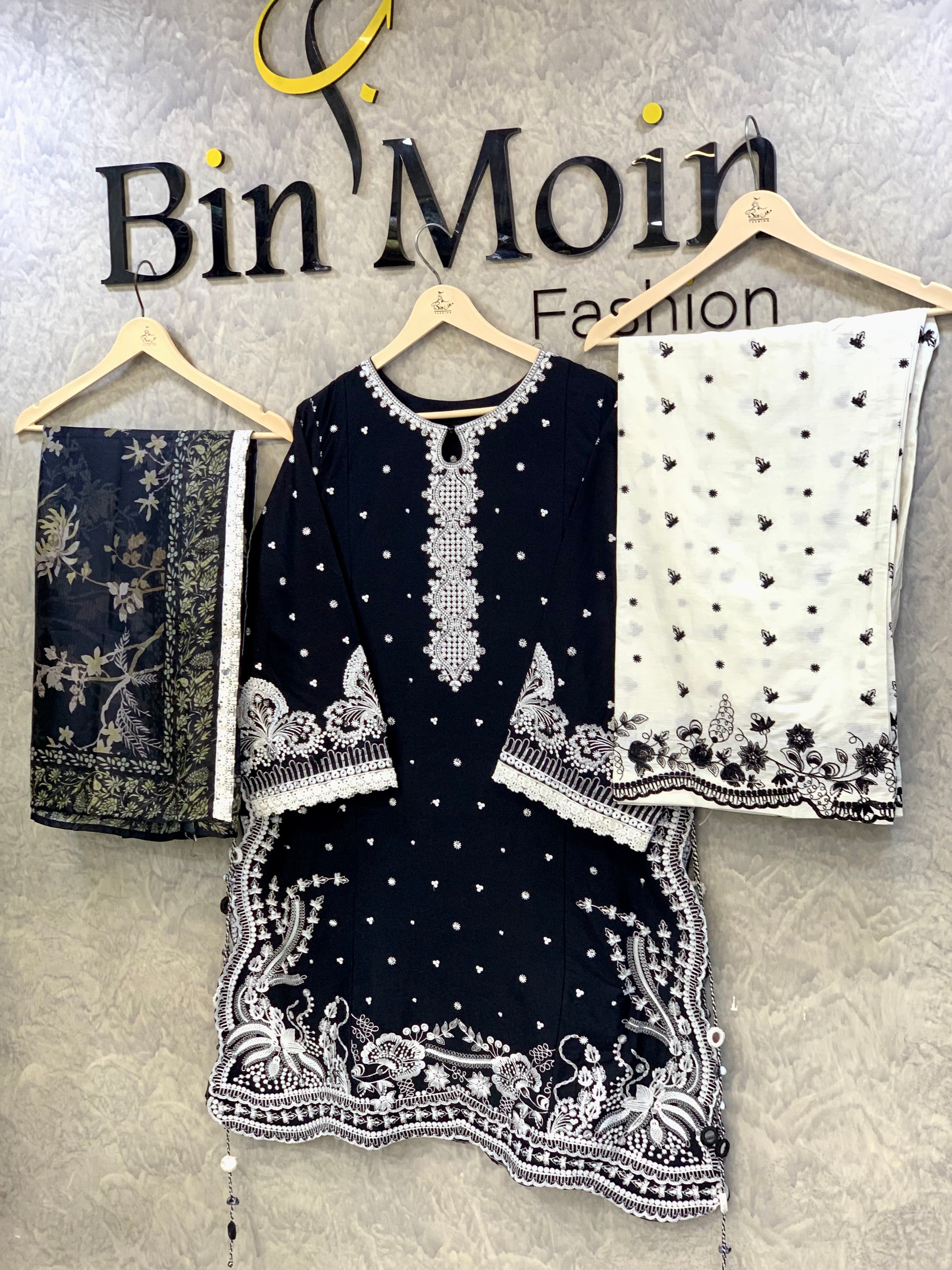 Zarqash Noir | Article No. D-0042