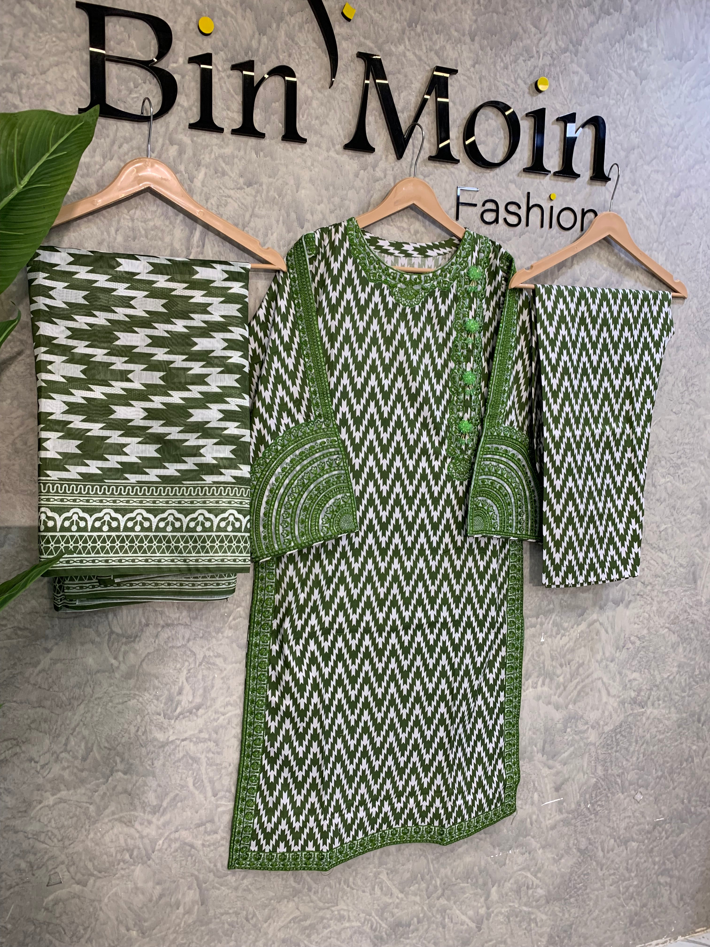 Zigzag Charm|Article No-D130