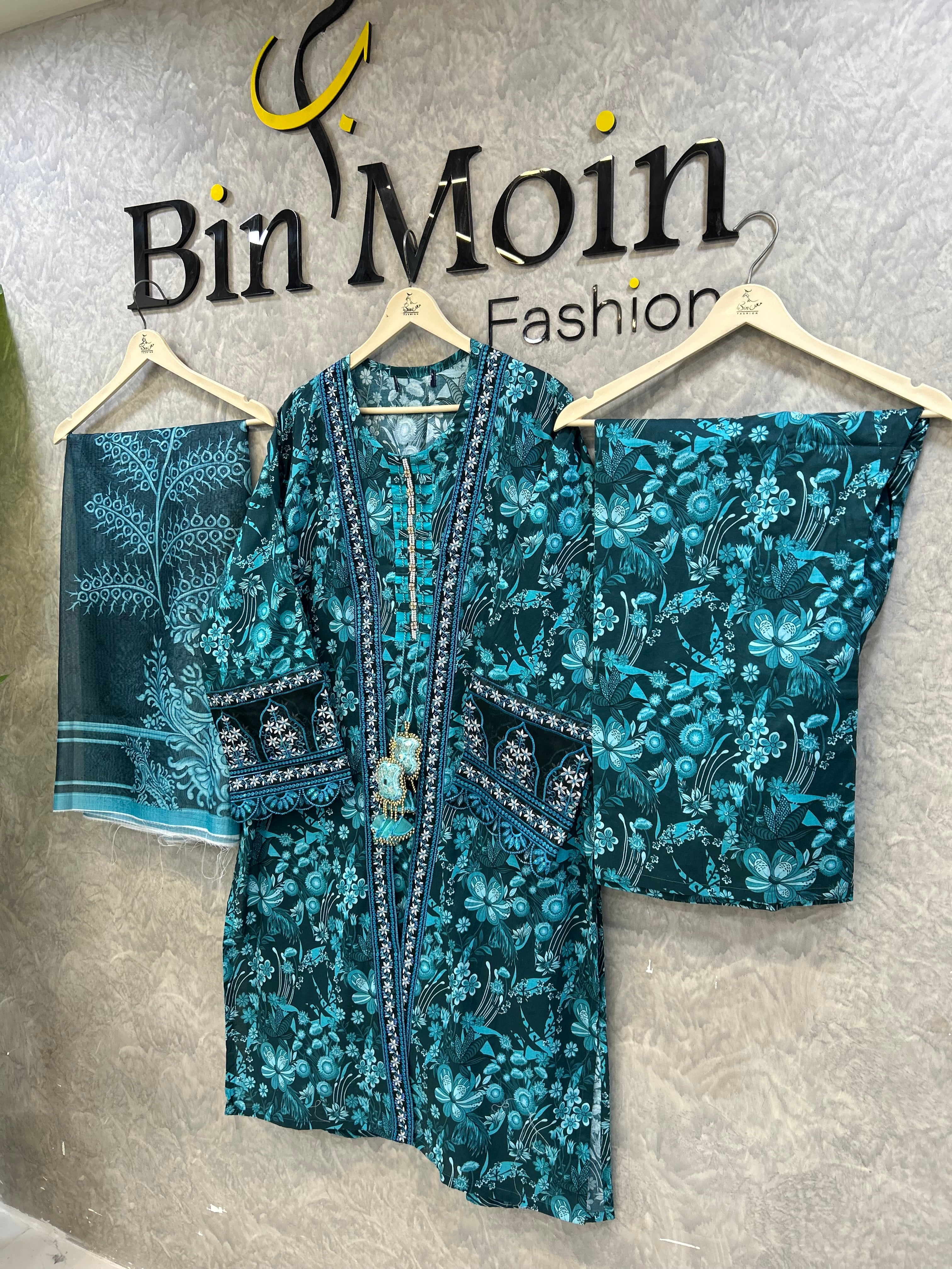 Dahlia Hand-Embellished | Article No D-0040