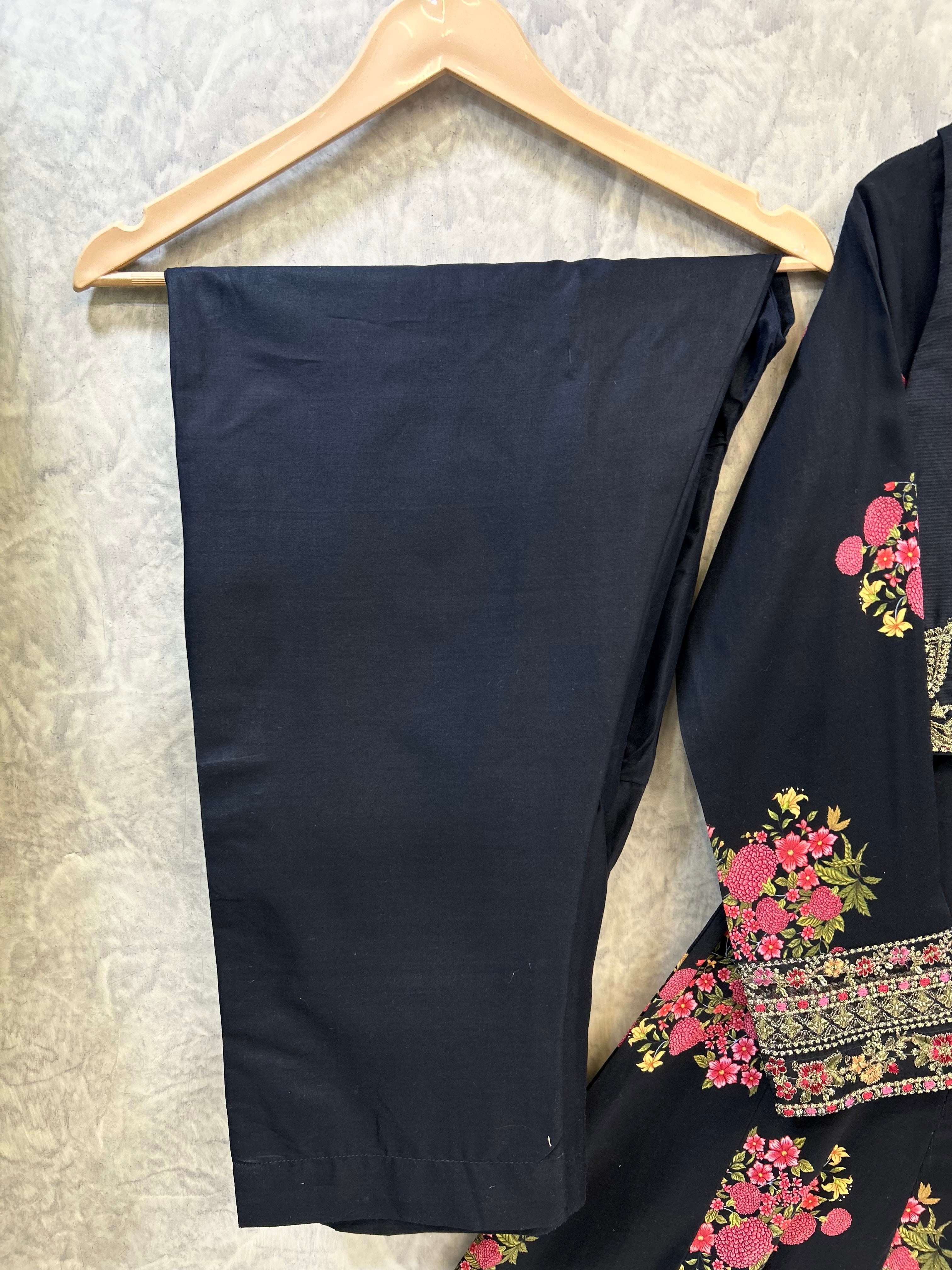 Midnight Bloom |Article No-D0037