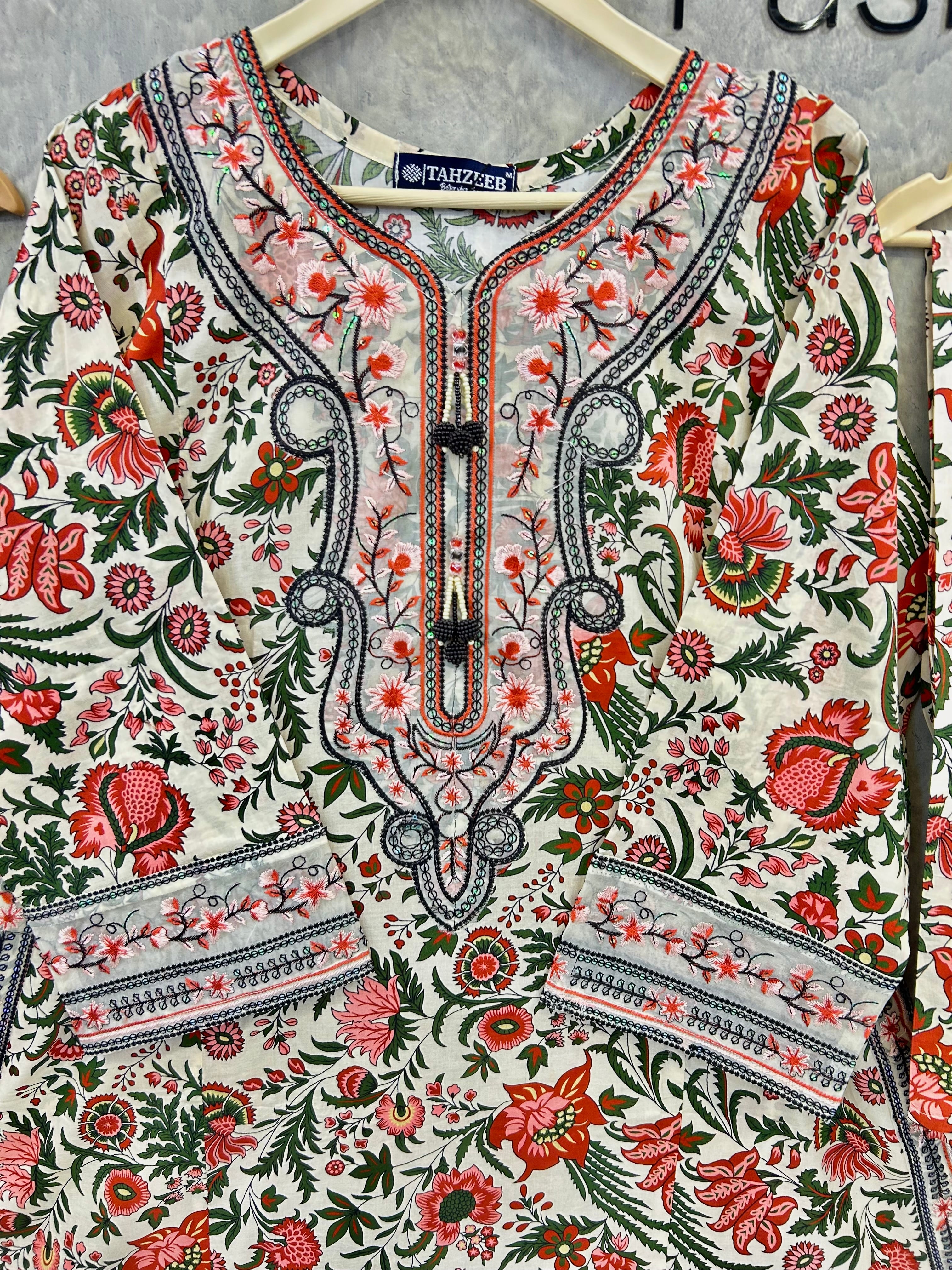 Ruby Rose | Article No D-107