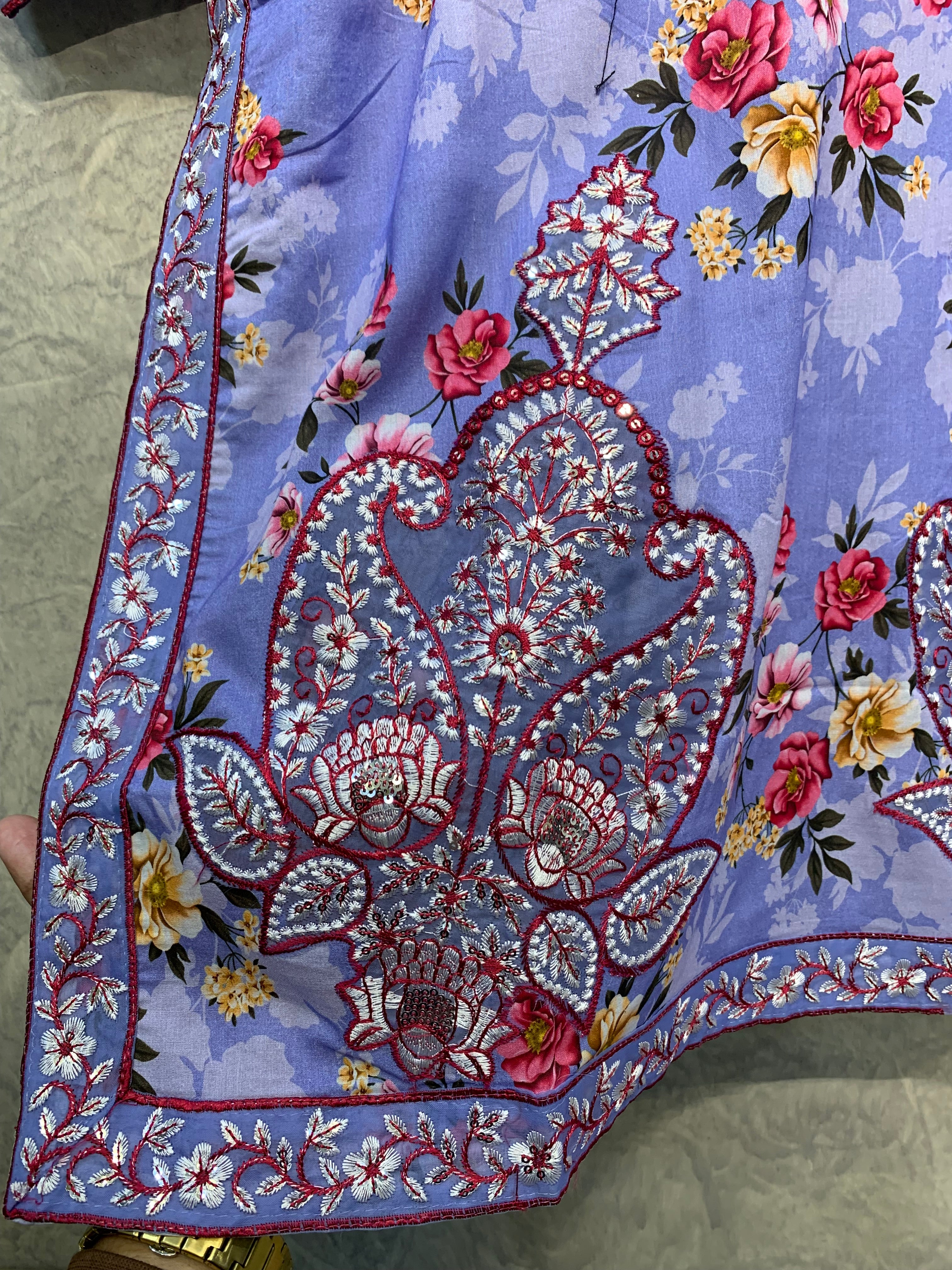 Periwinkle Petals | Article No D-0018