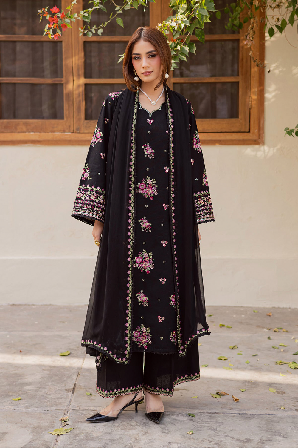 Ethereal Black|Article No D-298