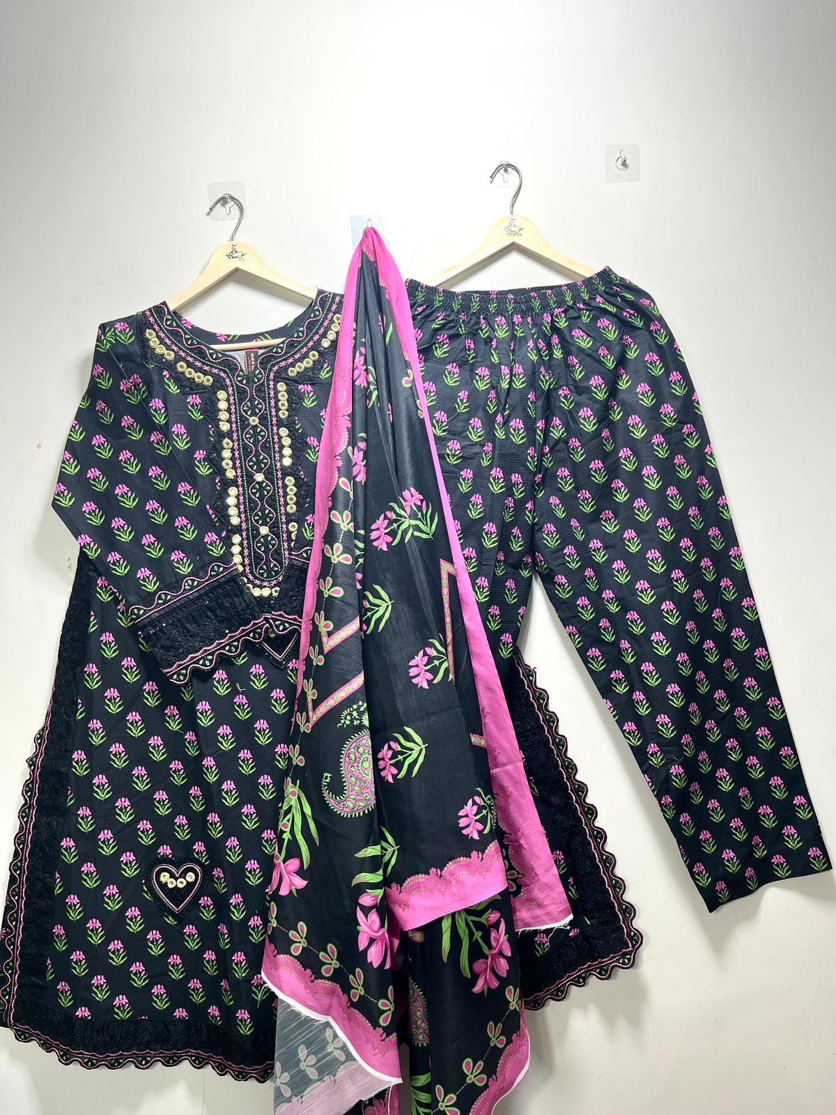 Three piece Article No D-362