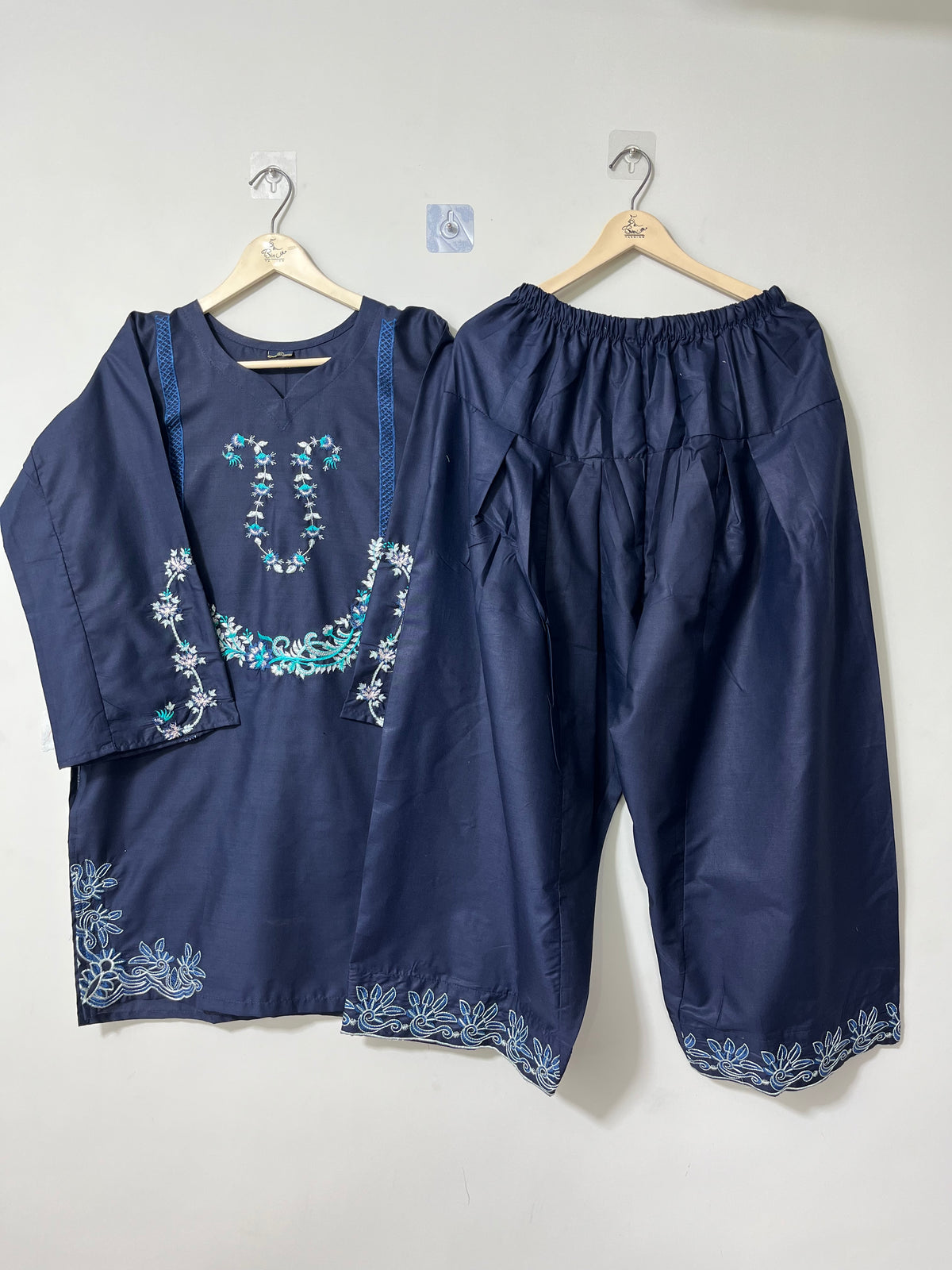 Blue Beauty |Article no D-333