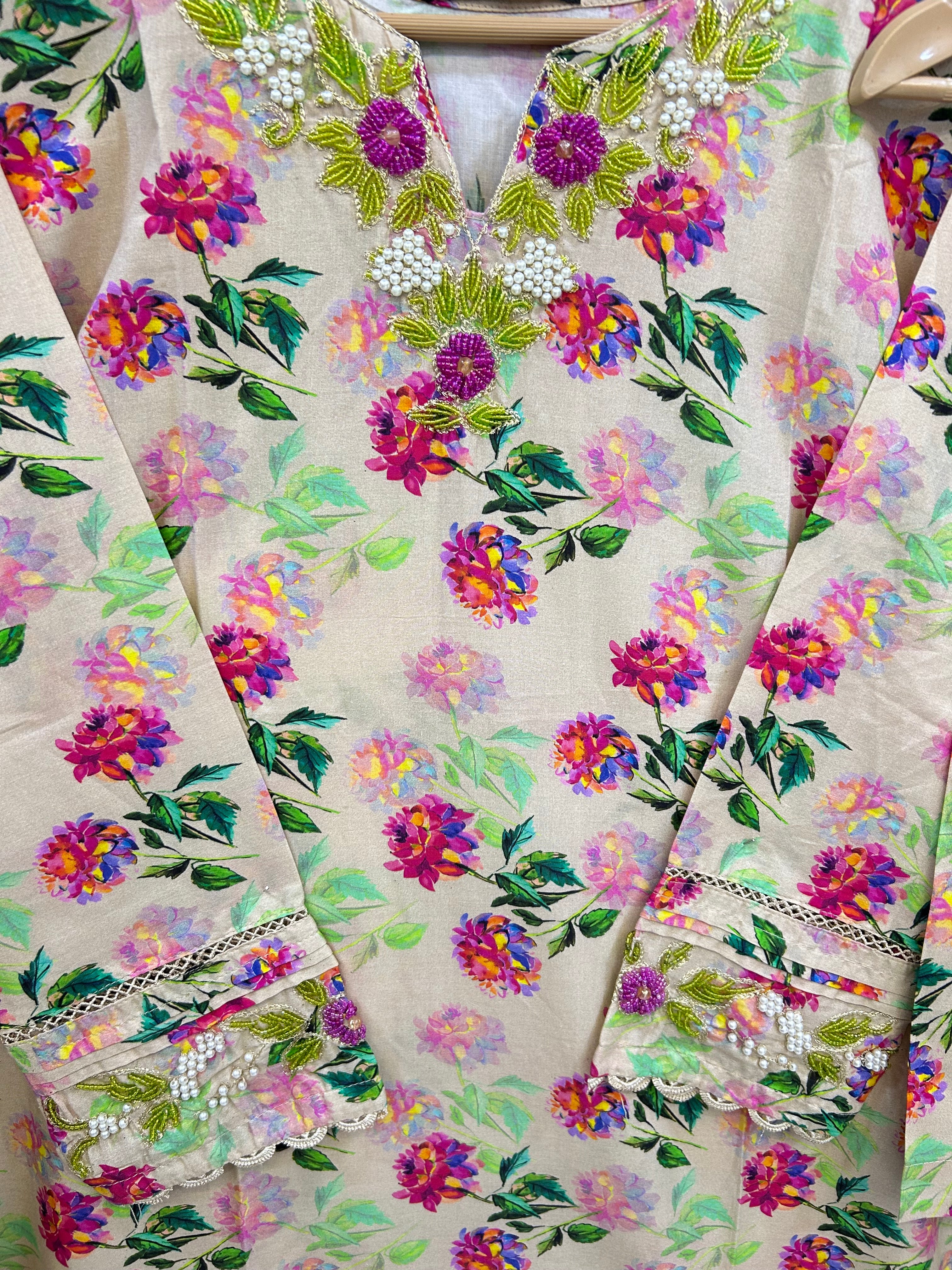 Blush Peony | Article No. D-221