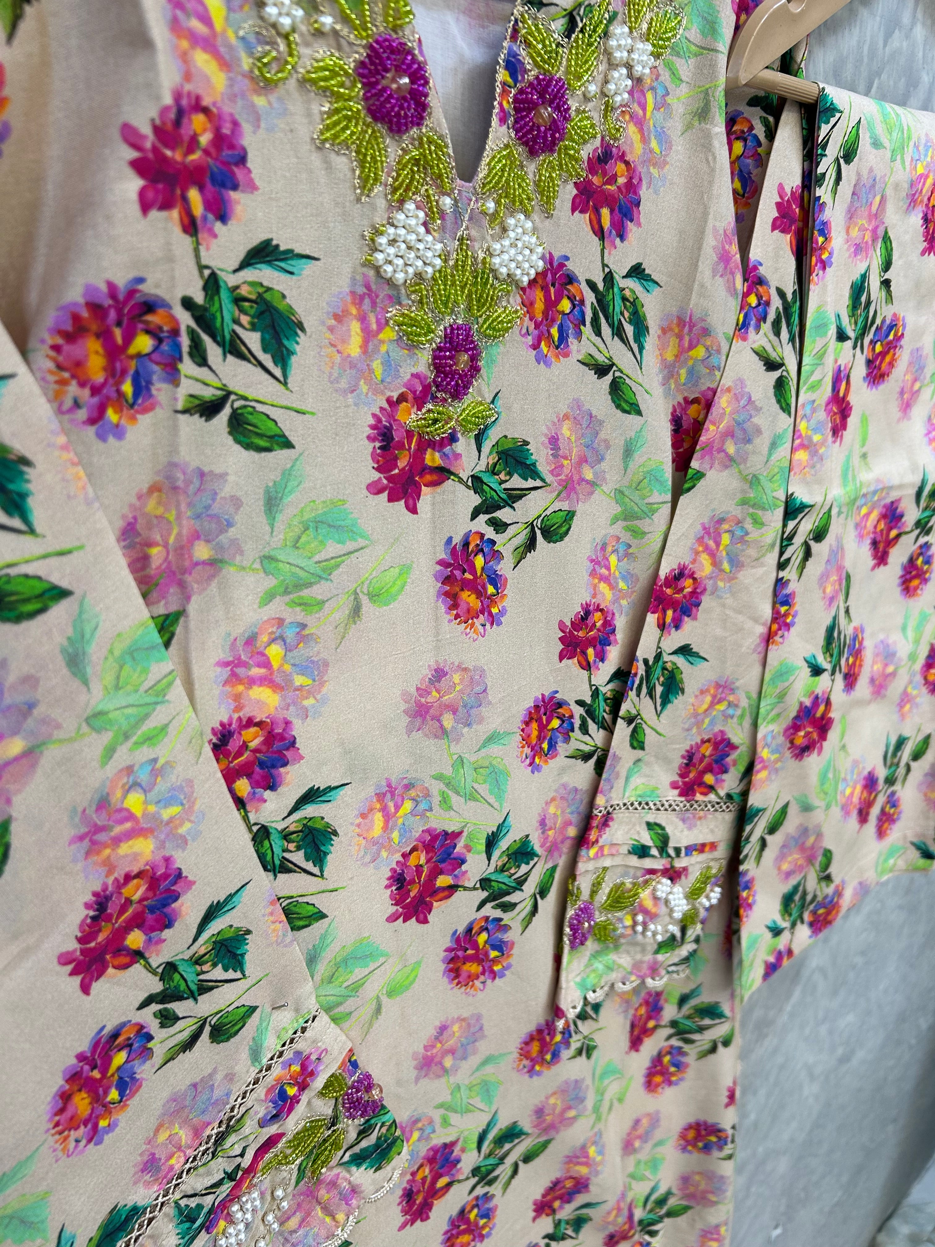 Blush Peony | Article No. D-221