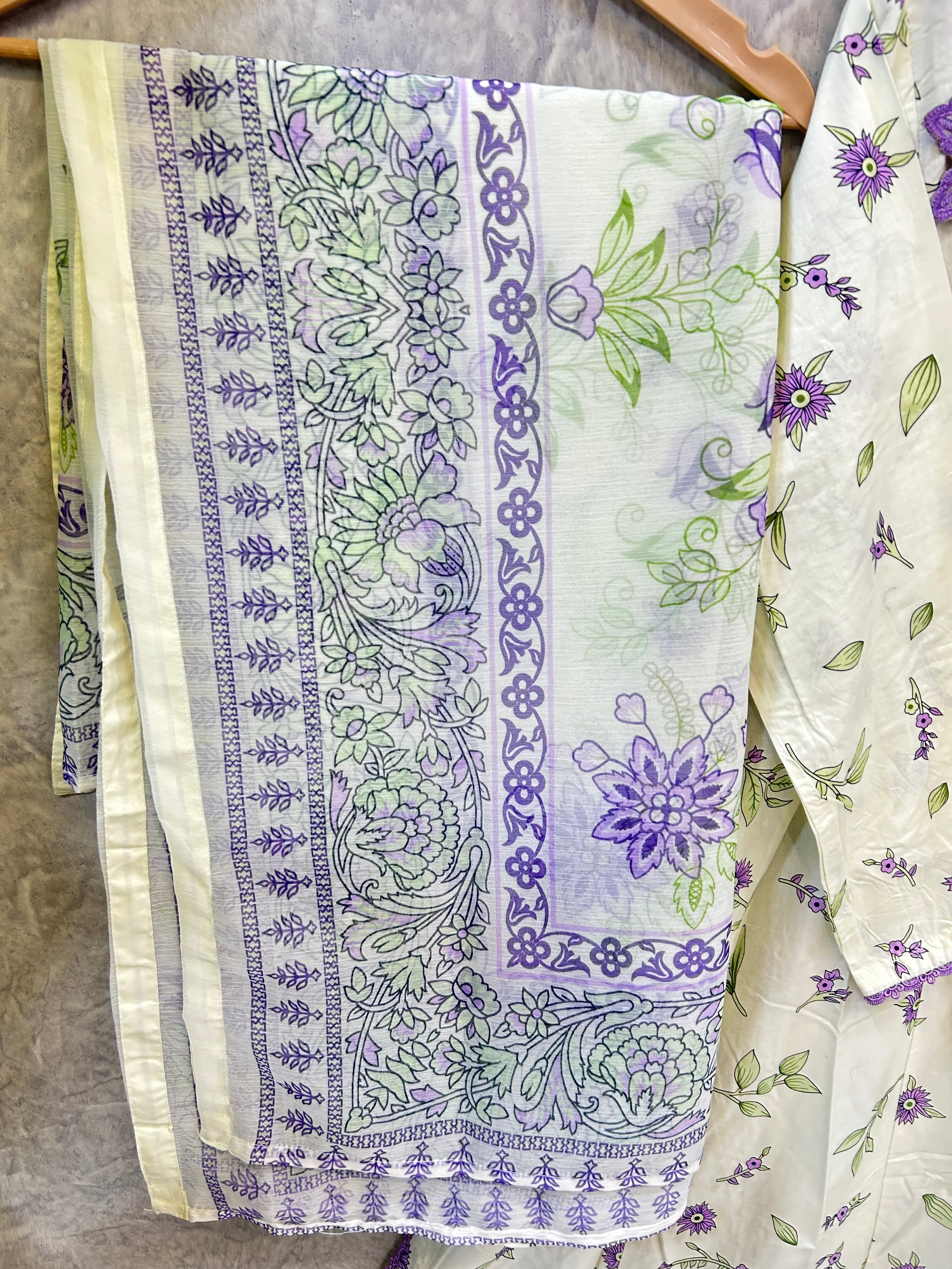Lilac Blossom | Article No. D-129