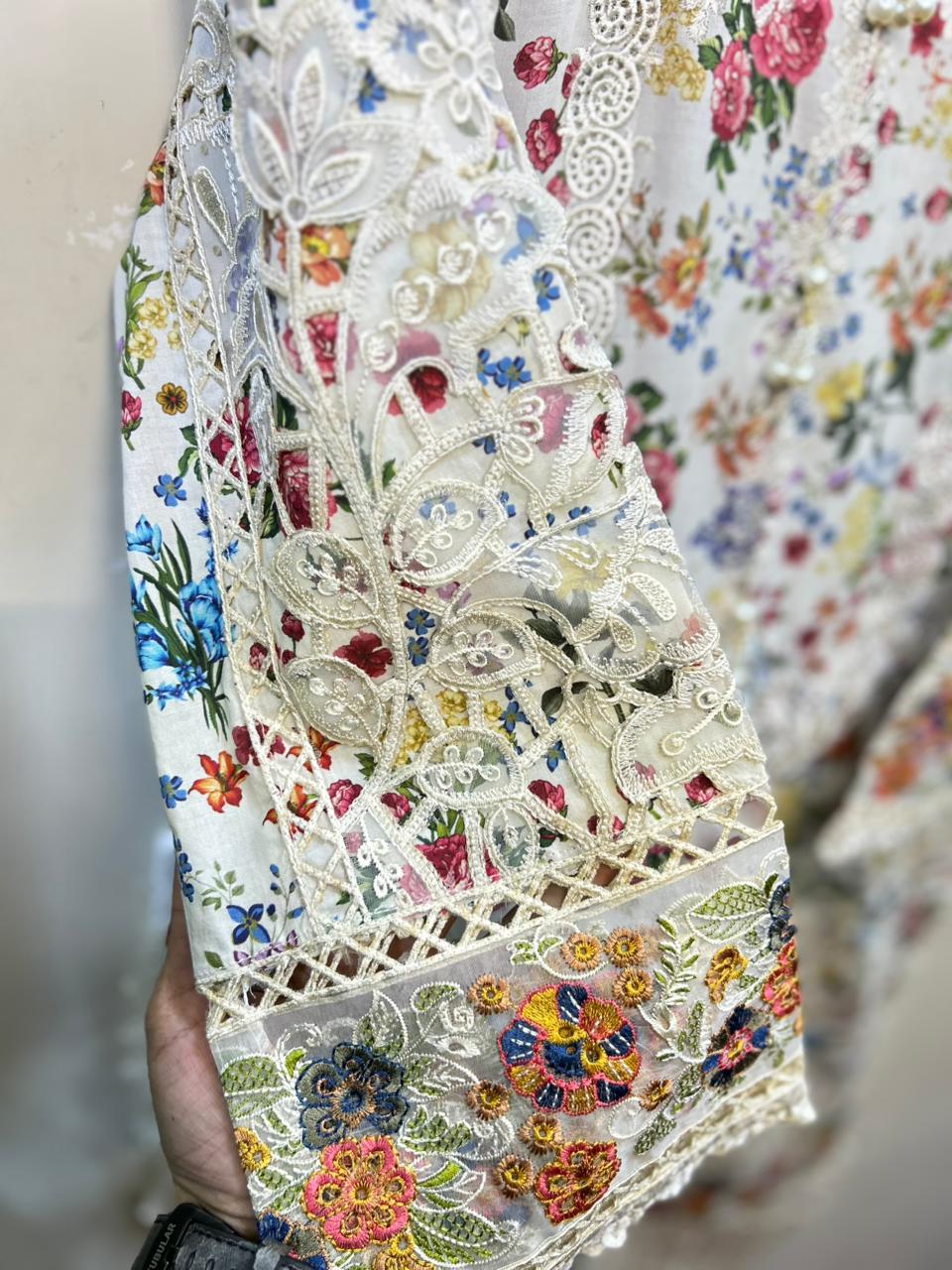 Floral Lace Symphony | Article No D-1004