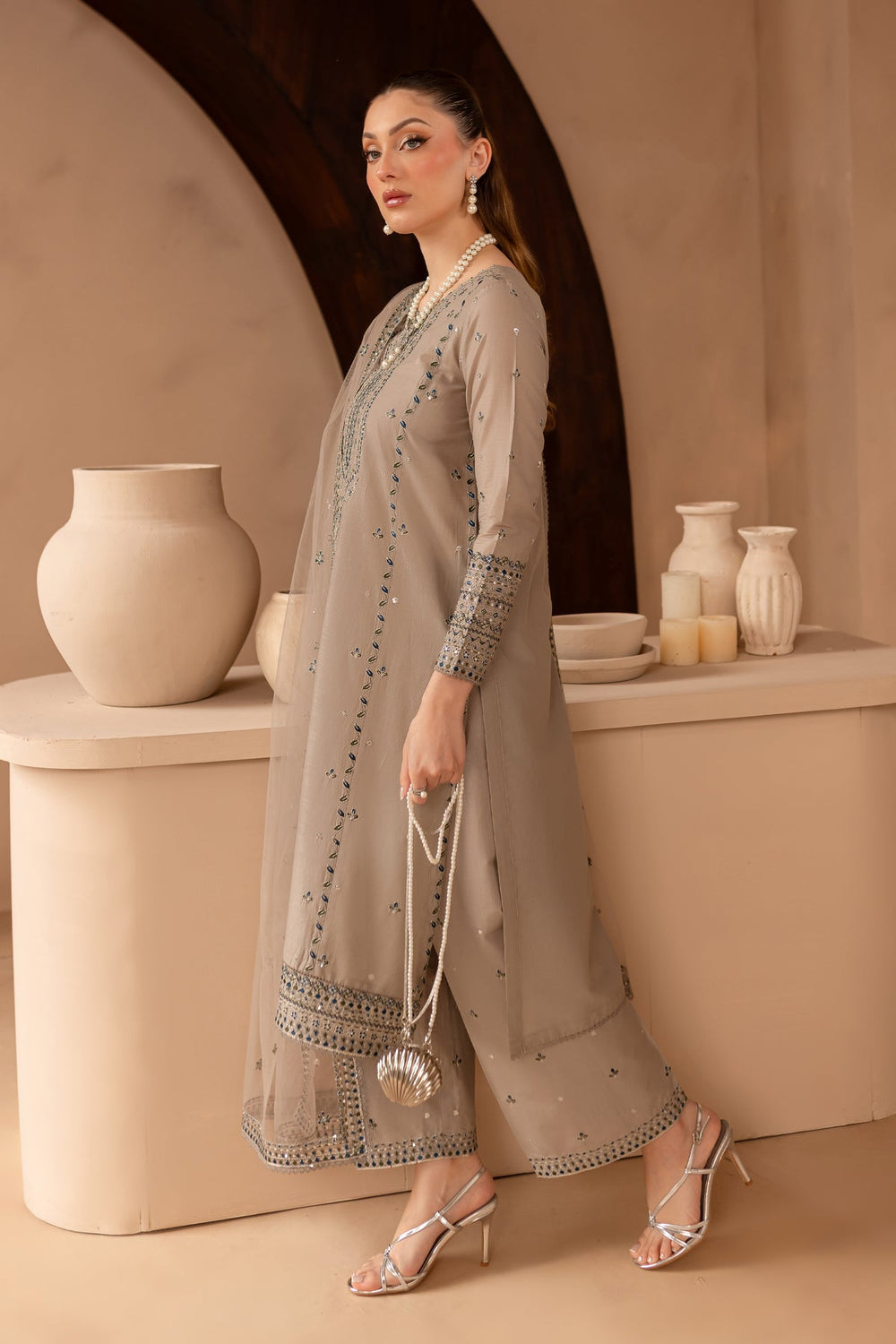 Zuhra 2 Pc| Article No D-170