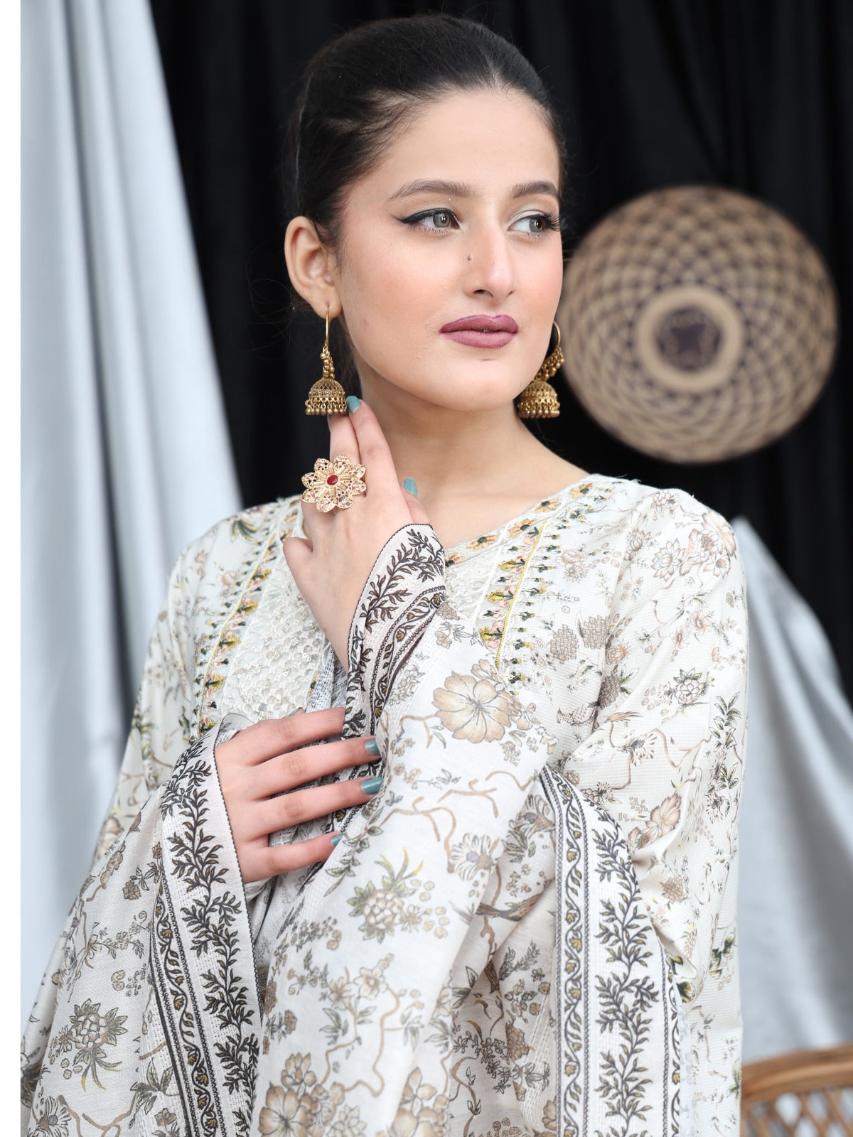 Moonlight Floral Ensemble