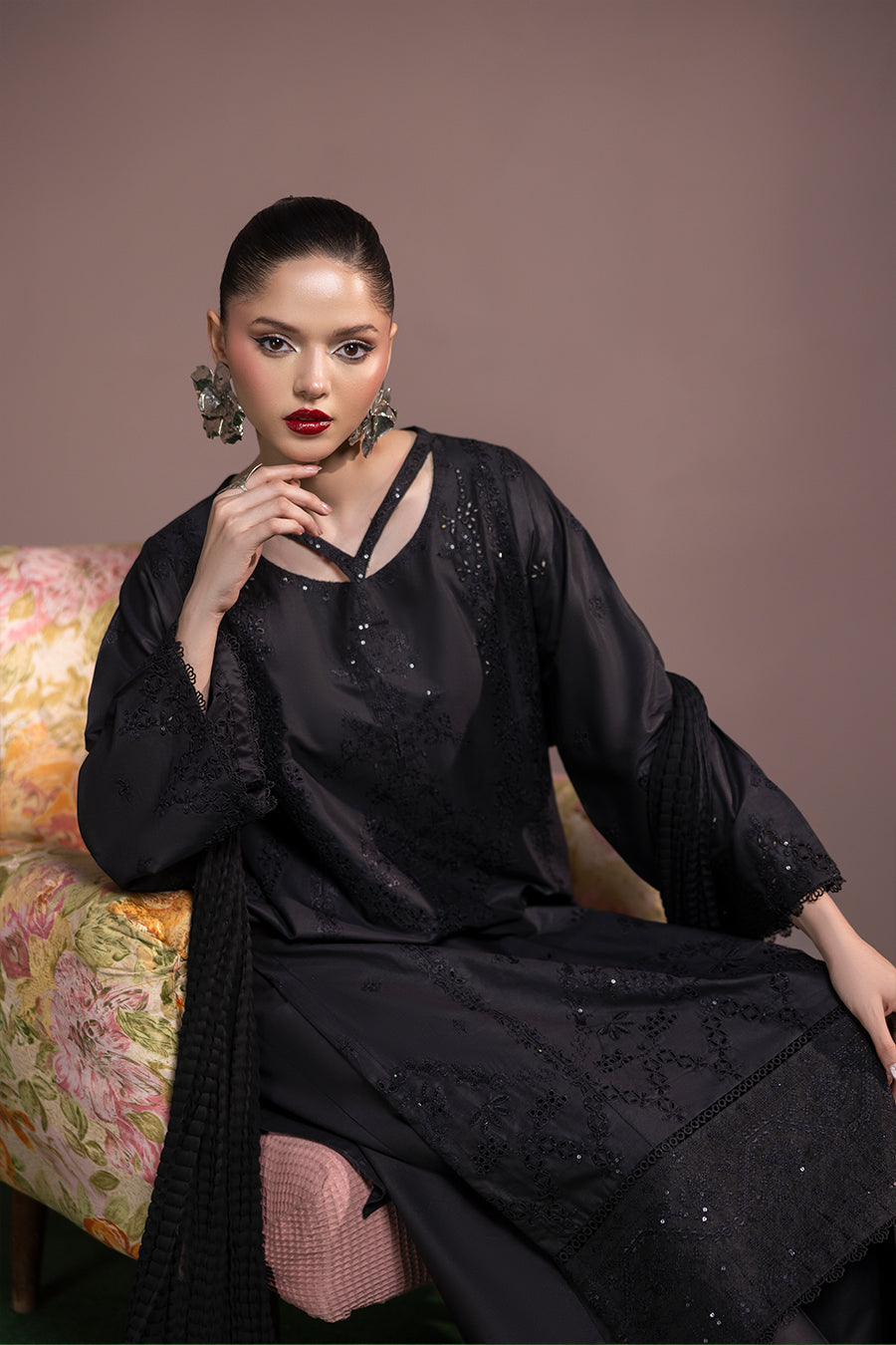 Midnight Black|Article No D-245