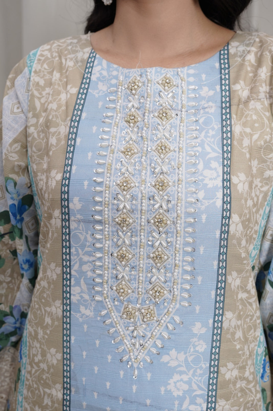 Blue Meadow|Article No-D112