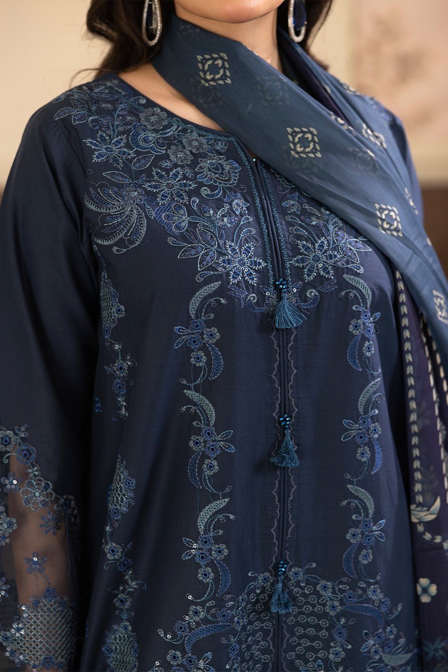 Blush Bloom |Article No D-216