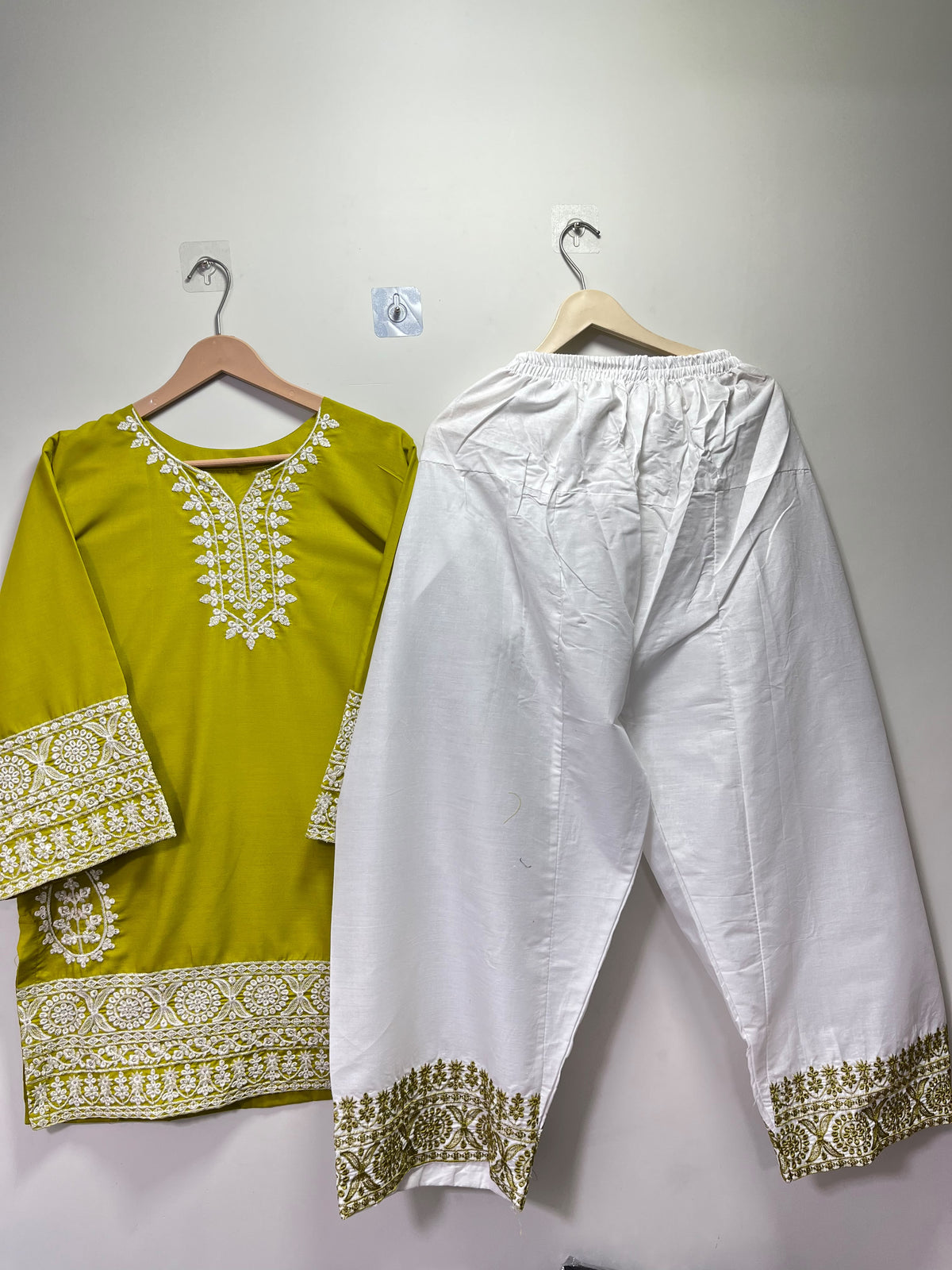 Mehndiya |Article No D-340