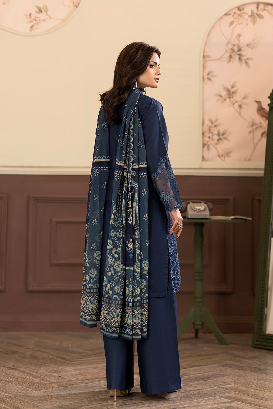 Blush Bloom |Article No D-216