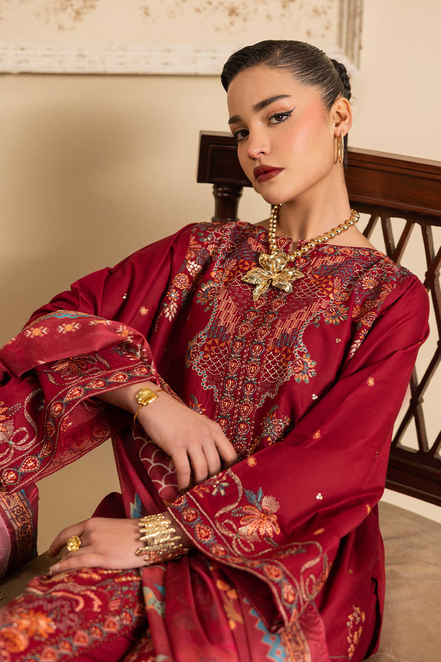 Laal Mahal | Article No D-186