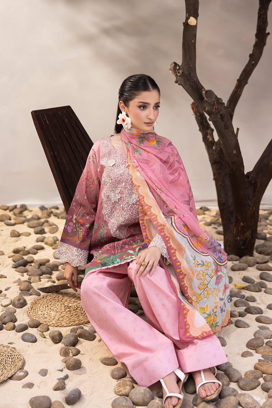 Gul Gulabi | Article No. D-262
