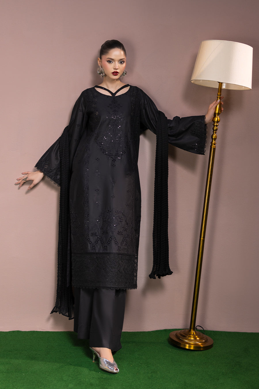 Midnight Black|Article No D-245