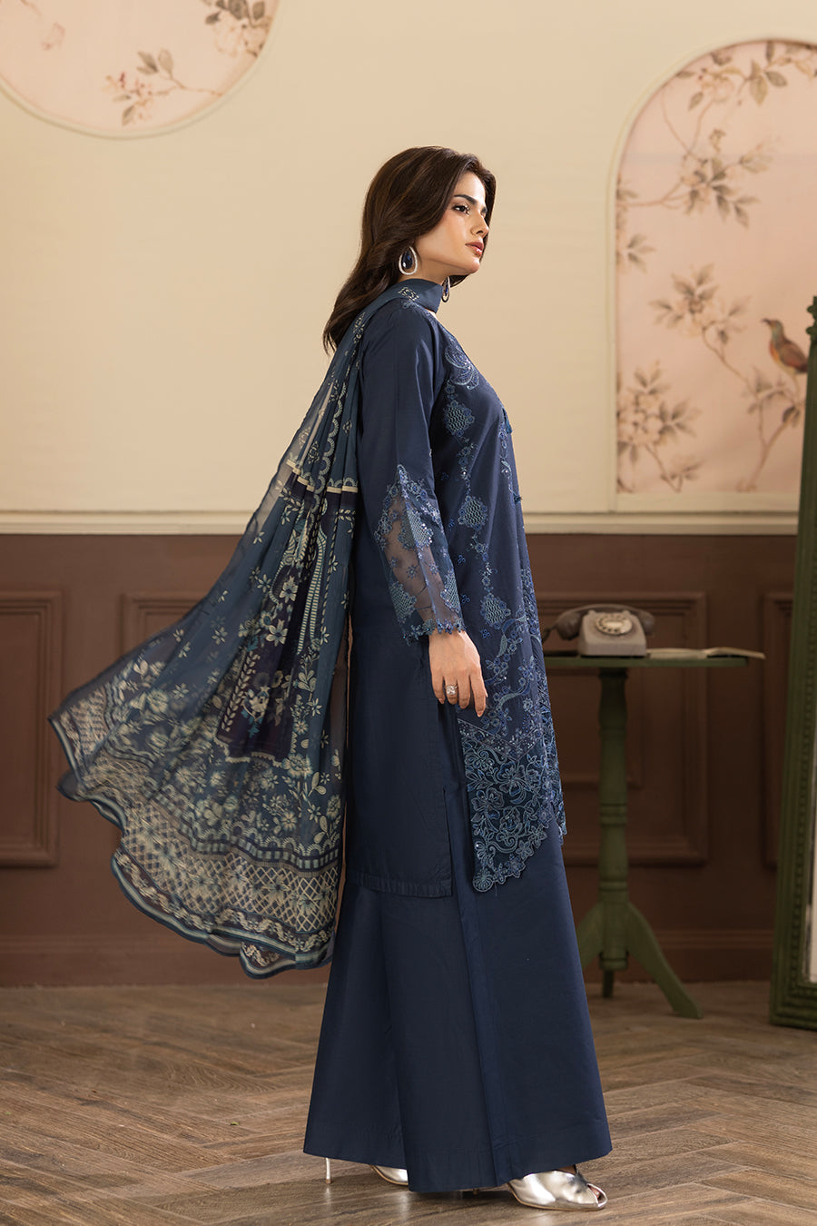 Blush Bloom |Article No D-216